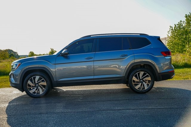 2024 Volkswagen Atlas SE Technology photo 23