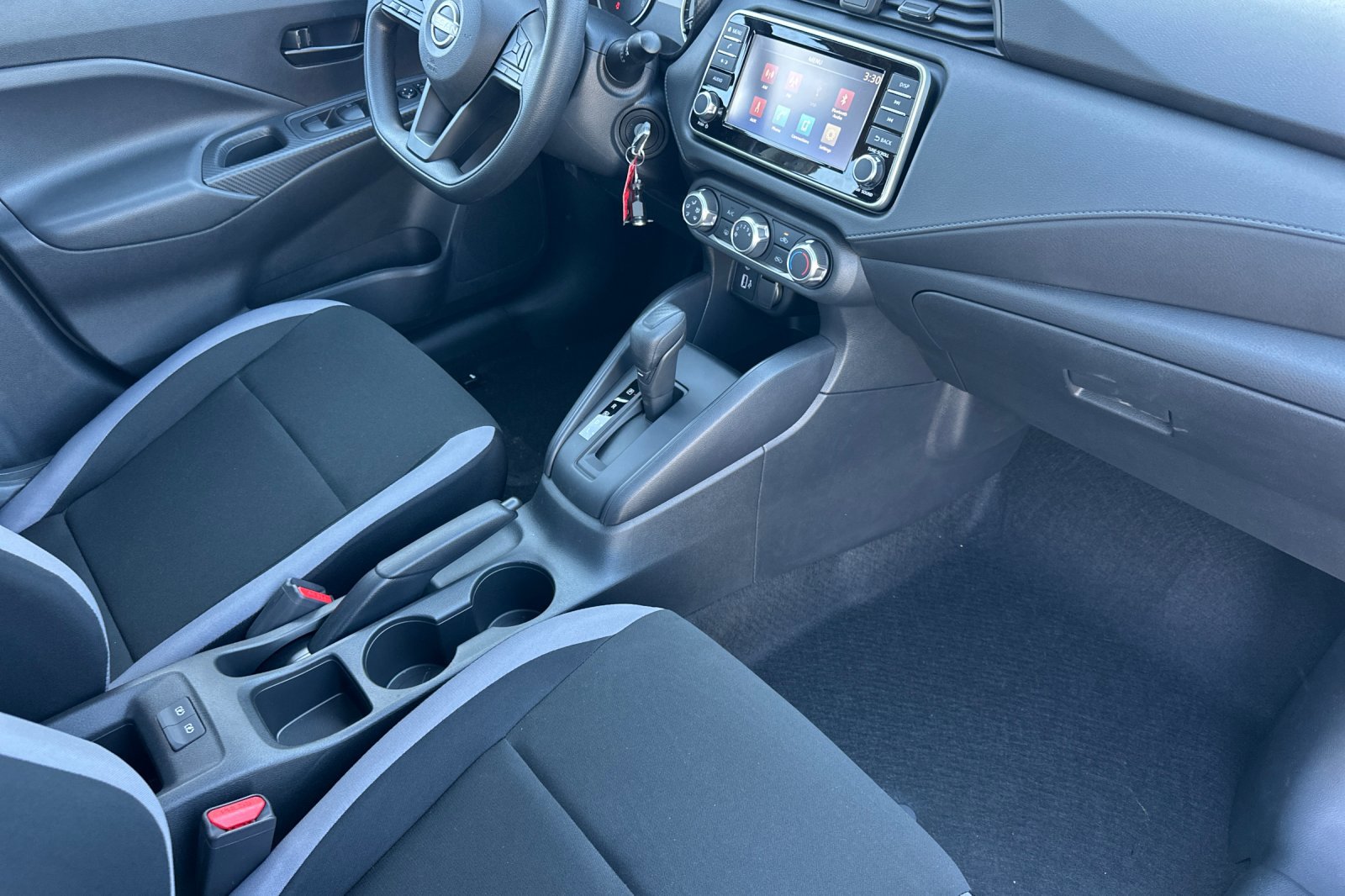 2025 Nissan Versa S photo 10