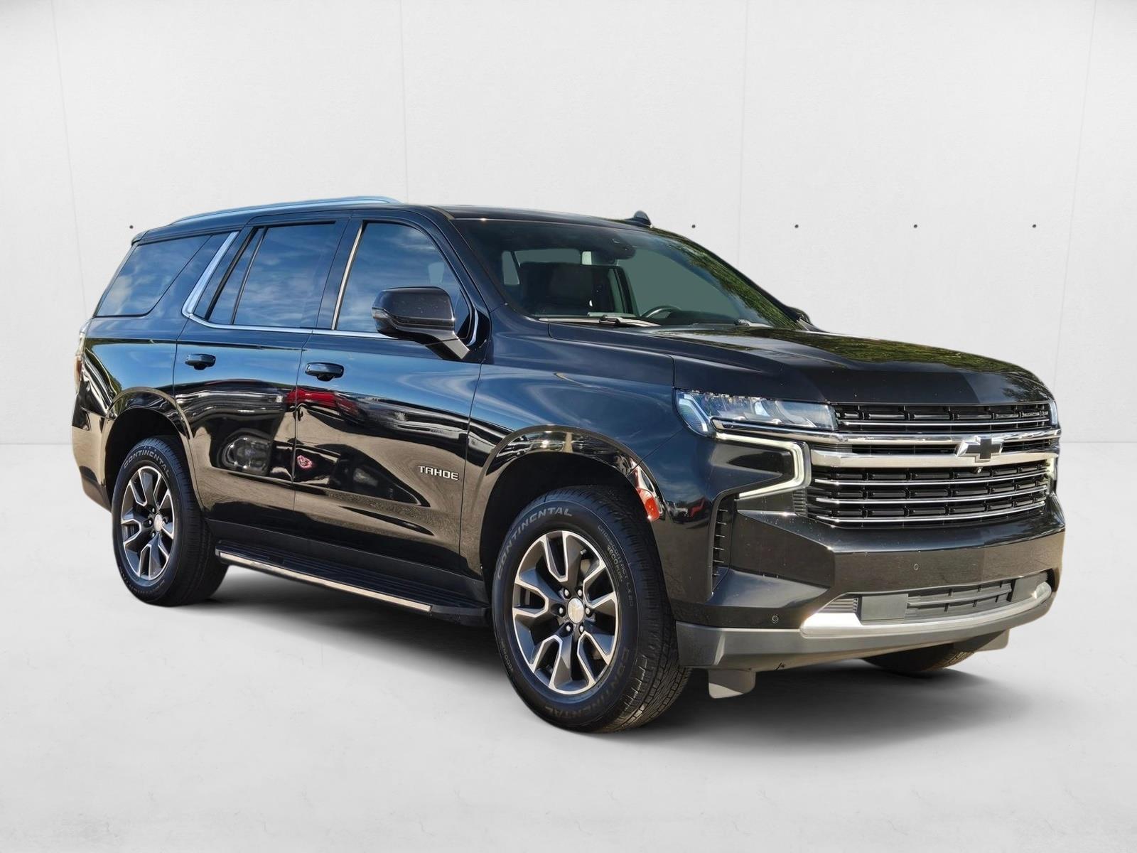 2021 Chevrolet Tahoe LT photo 2