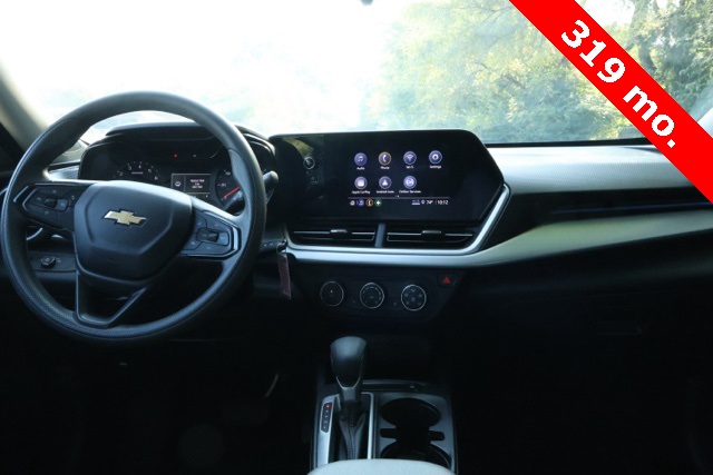 2024 Chevrolet Trax LS photo 4