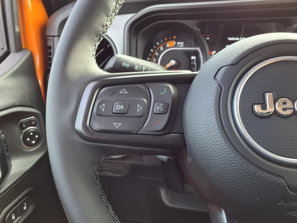 2025 Jeep Wrangler Sport S photo 15