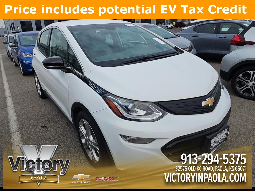 Used 2020 Chevrolet Bolt EV LT with VIN 1G1FY6S0XL4108621 for sale in Smithville, MO