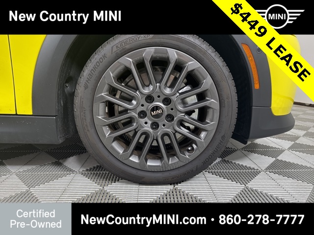 2025 Mini Cooper 2 Door Hardtop Signature photo 9