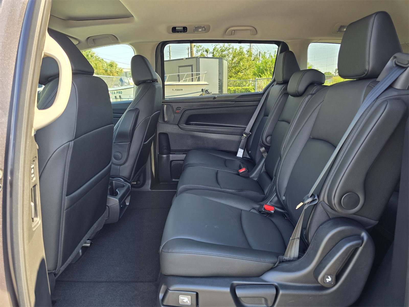 2026 Honda Odyssey EX-L photo 14