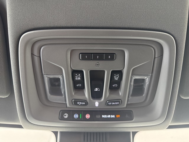 2025 Gmc Sierra 1500 SLT photo 14