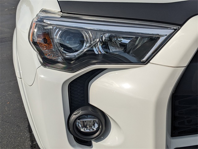 2024 Toyota 4Runner TRD Off-Road Premium photo 3