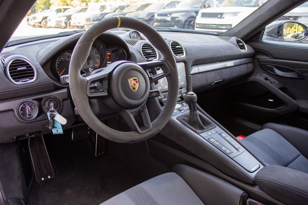 2024 Porsche Cayman GT4 RS photo 11