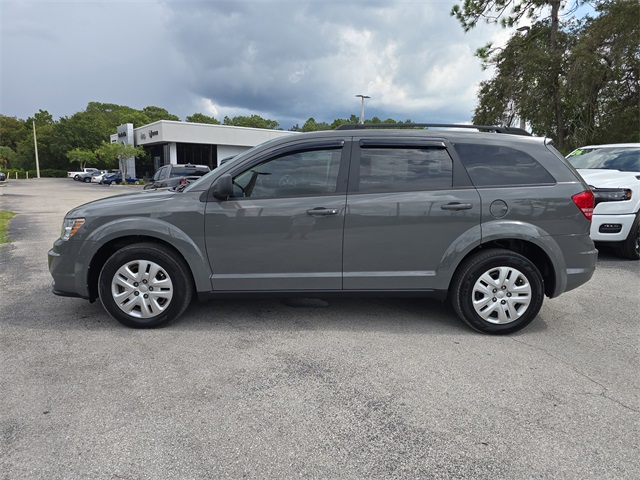 2020 Dodge Journey SE photo 2