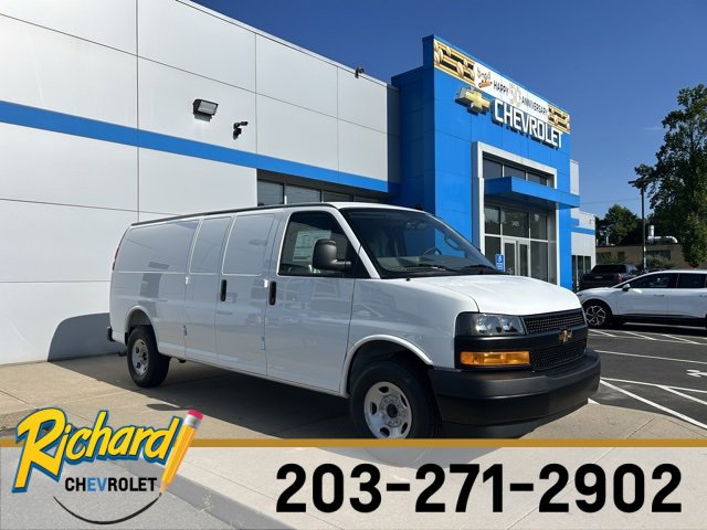 2025 Chevrolet Express Cargo Work Van's photo