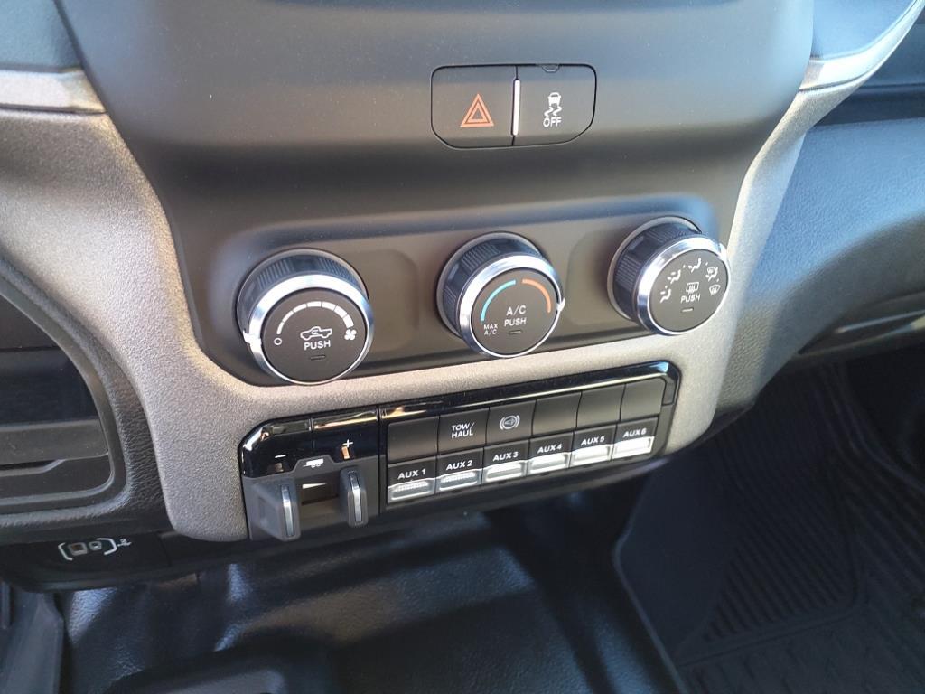 2024 Ram 2500 Tradesman photo 14