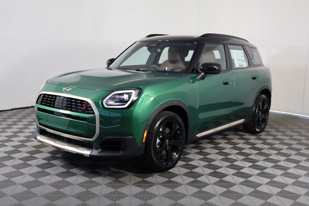 2026 MINI Countryman S's photo