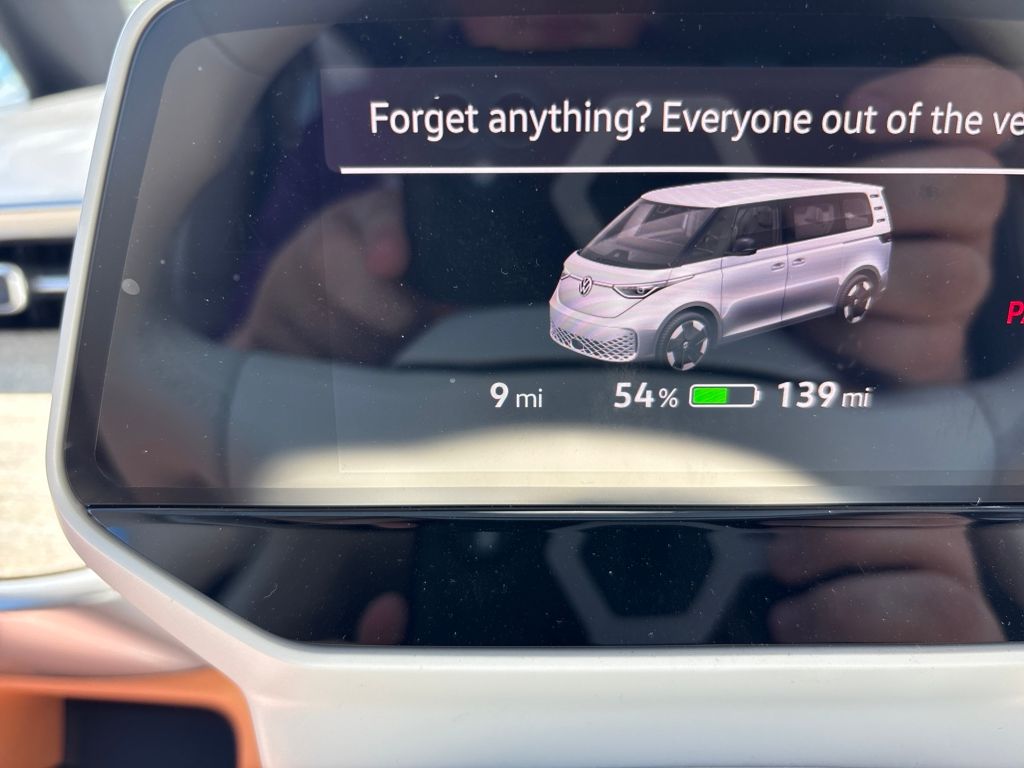2025 Volkswagen ID. Buzz Pro Plus photo 15