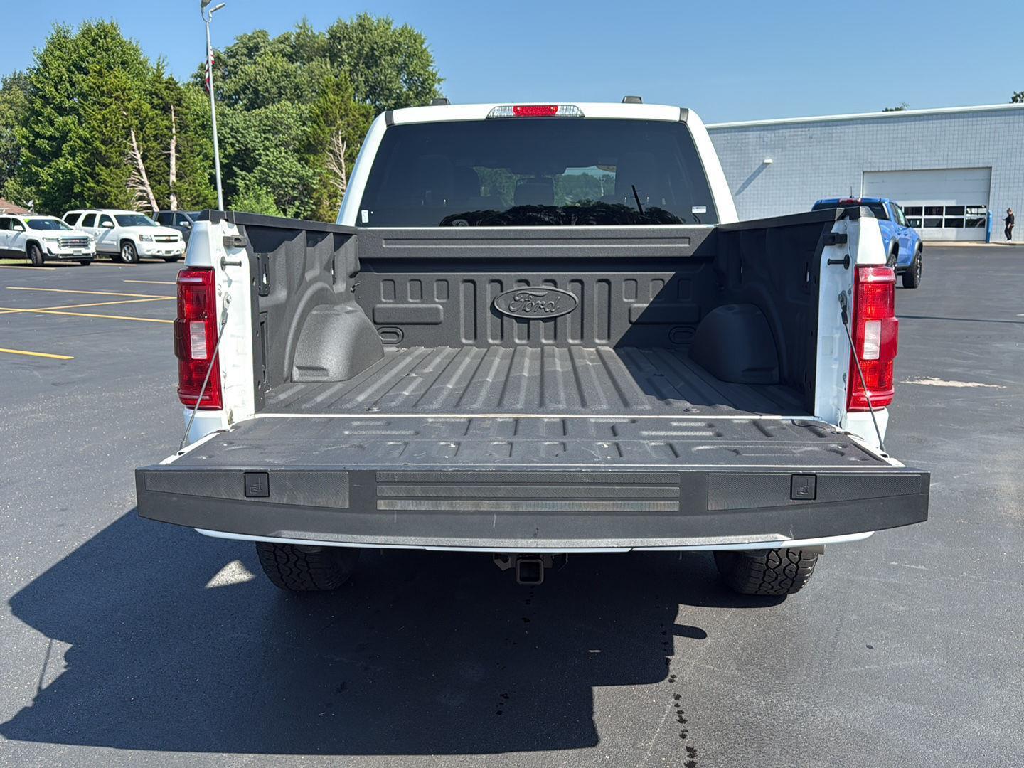 2023 Ford F-150 XLT photo 11