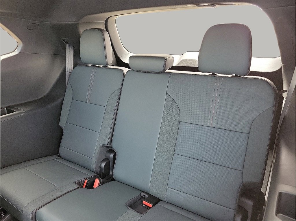2024 Gmc Acadia AT4 photo 9