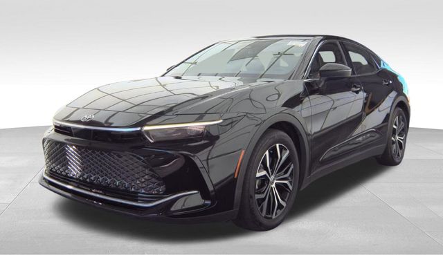 2025 Toyota Crown XLE's photo