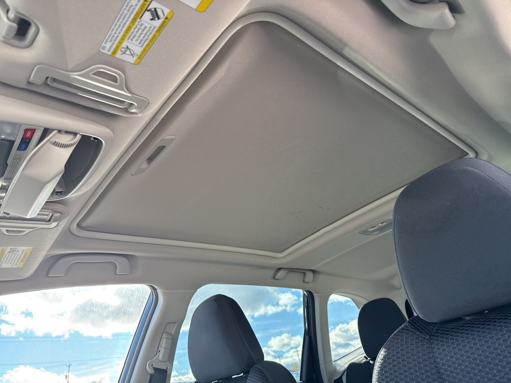 2023 Subaru Forester Premium photo 4