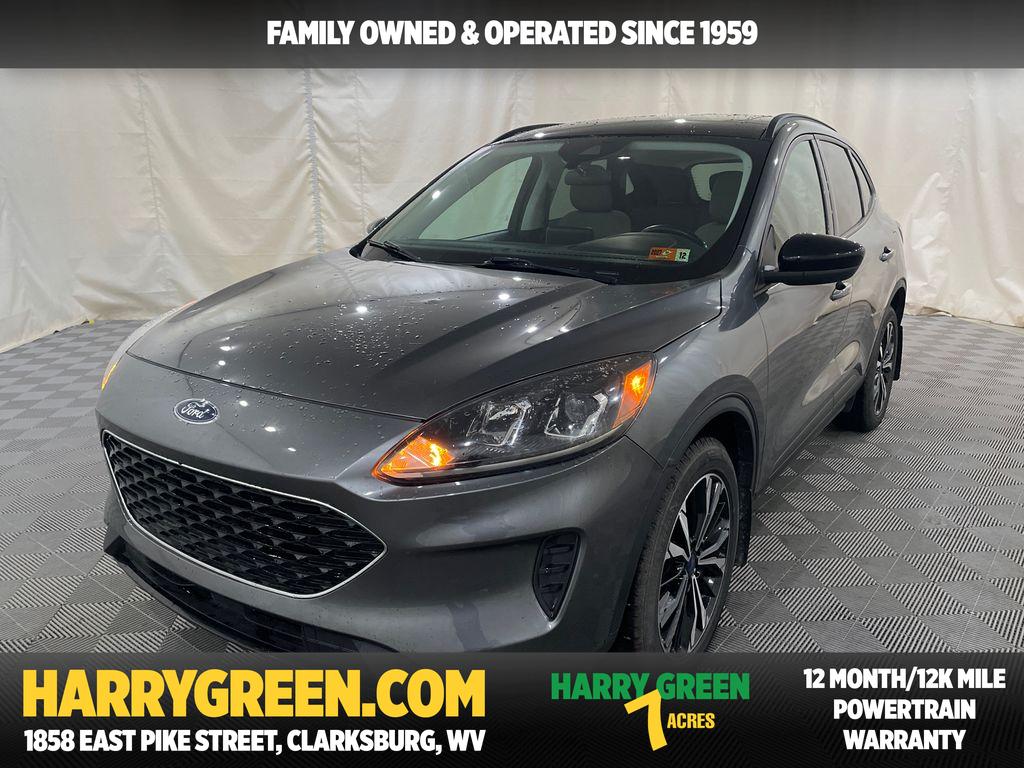 2022 Ford Escape SE's photo