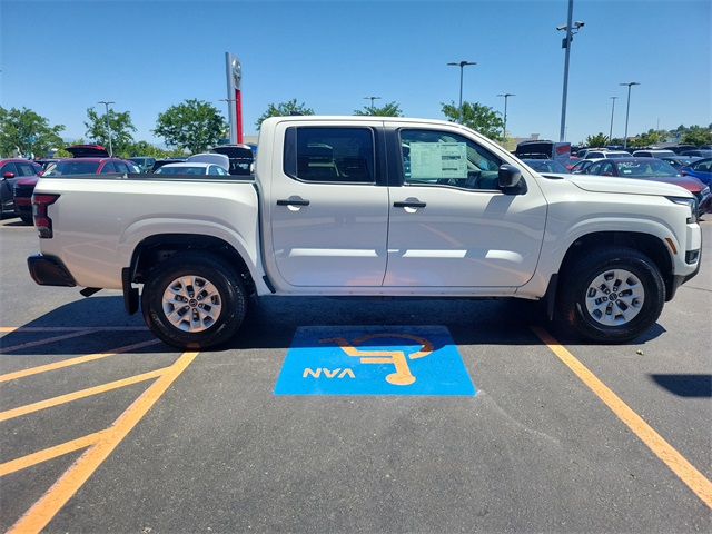 2025 Nissan Frontier S photo 3