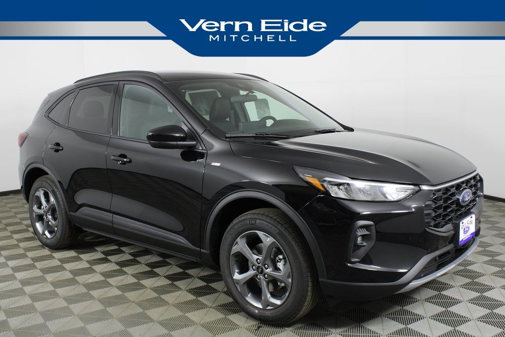 2026 Ford Escape ST-Line Select's photo