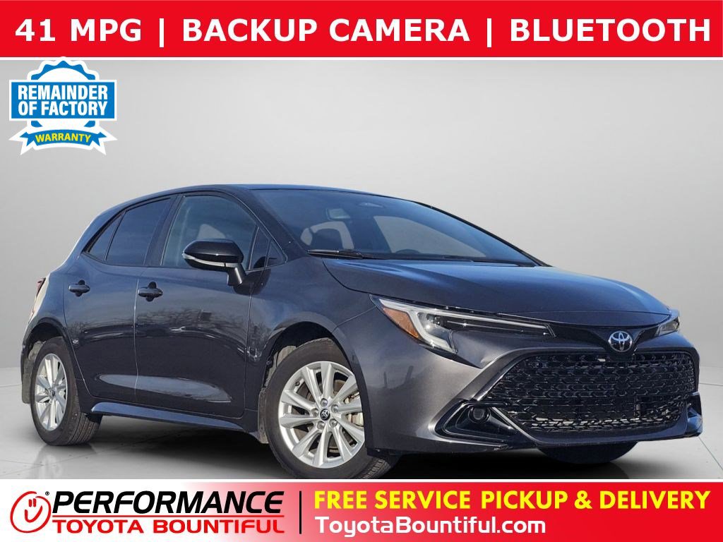 2025 Toyota Corolla Hatchback SE