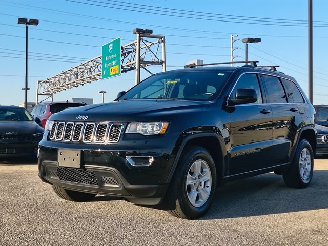 2017 Jeep Grand Cherokee Laredo photo 12