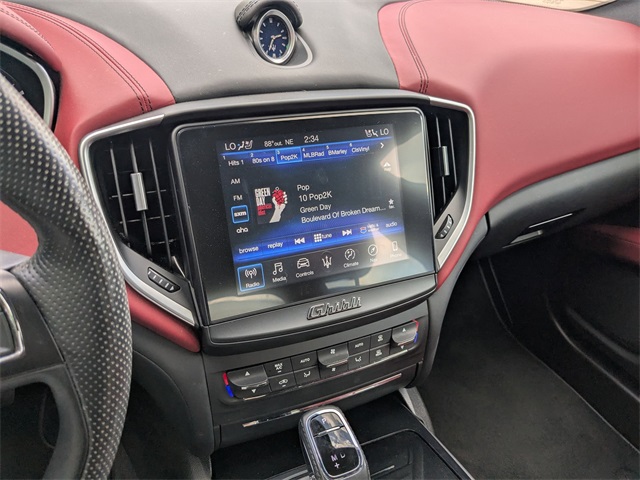 2020 Maserati Ghibli S photo 18