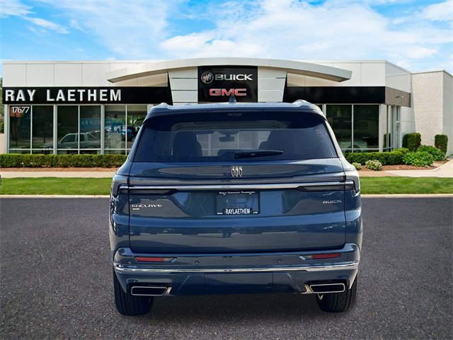 2026 Buick Enclave Avenir photo 3