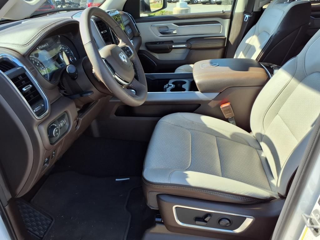 2025 Ram 1500 Laramie photo 11