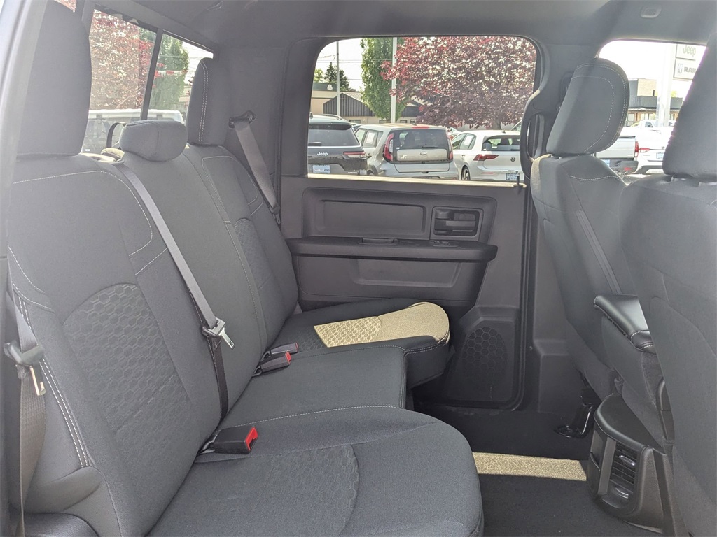 2025 Ram 3500 Tradesman photo 26
