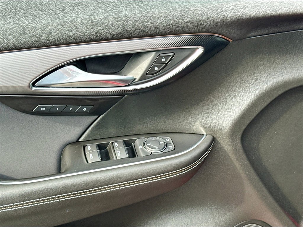 2025 Buick Envision Sport Touring photo 15