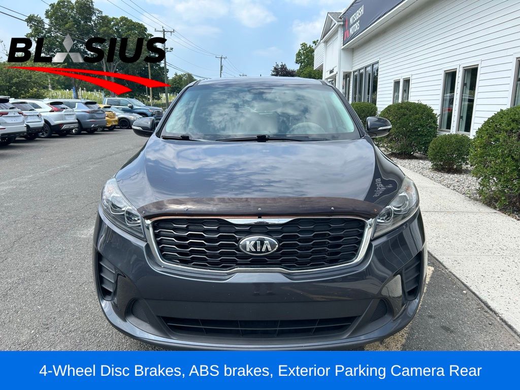 2019 Kia Sorento LX photo 2