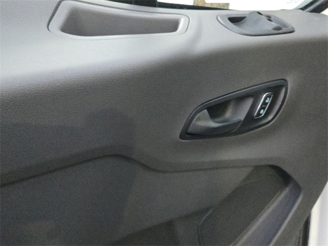 2025 Ford Transit photo 7
