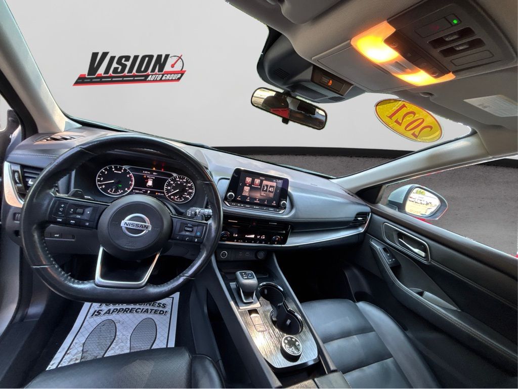 2021 Nissan Rogue SV photo 30