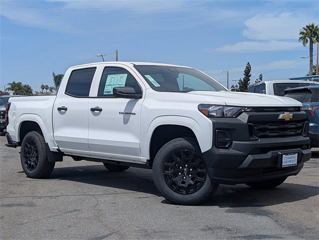 2026 Chevrolet Colorado Work Truck photo 2
