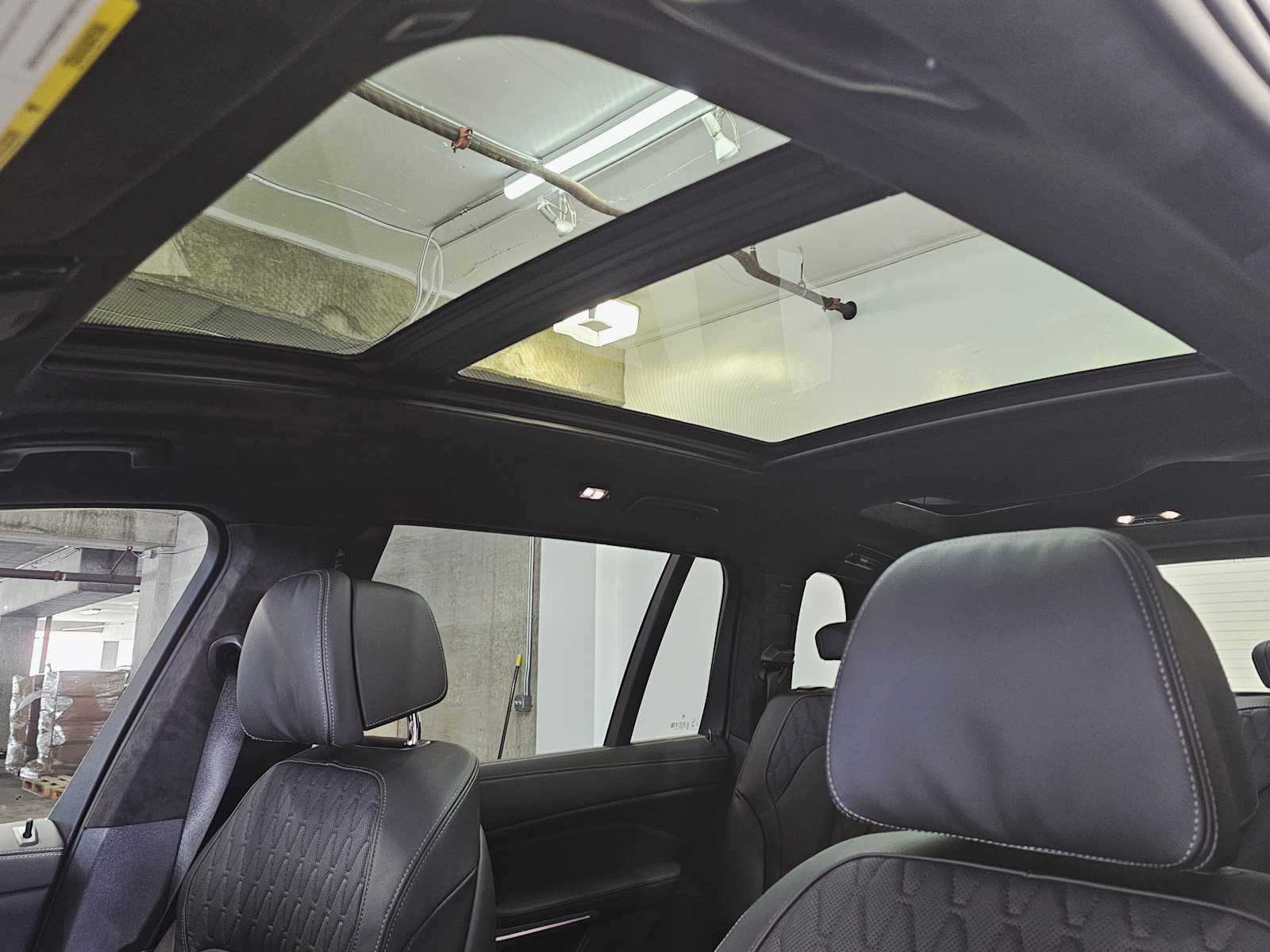 2026 Bmw X7 M60i photo 22