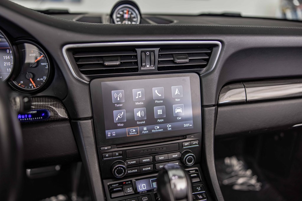 2017 PORSCHE 911 - Image 29