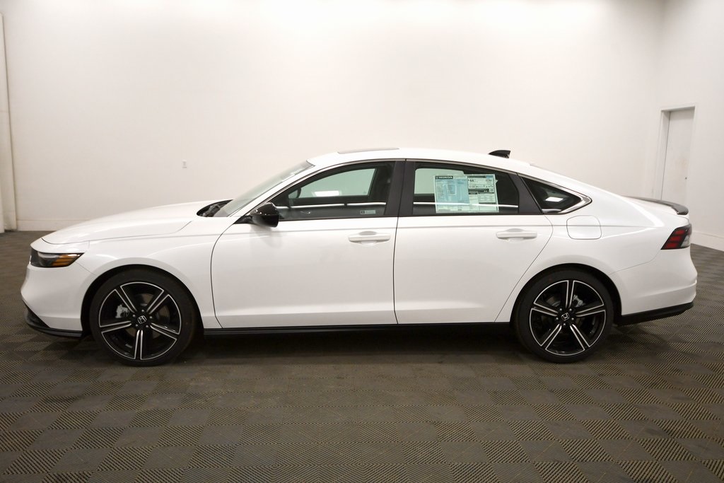 2025 Honda Accord Hybrid Sport photo 3