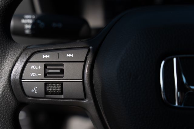 2025 Honda Accord LX photo 21