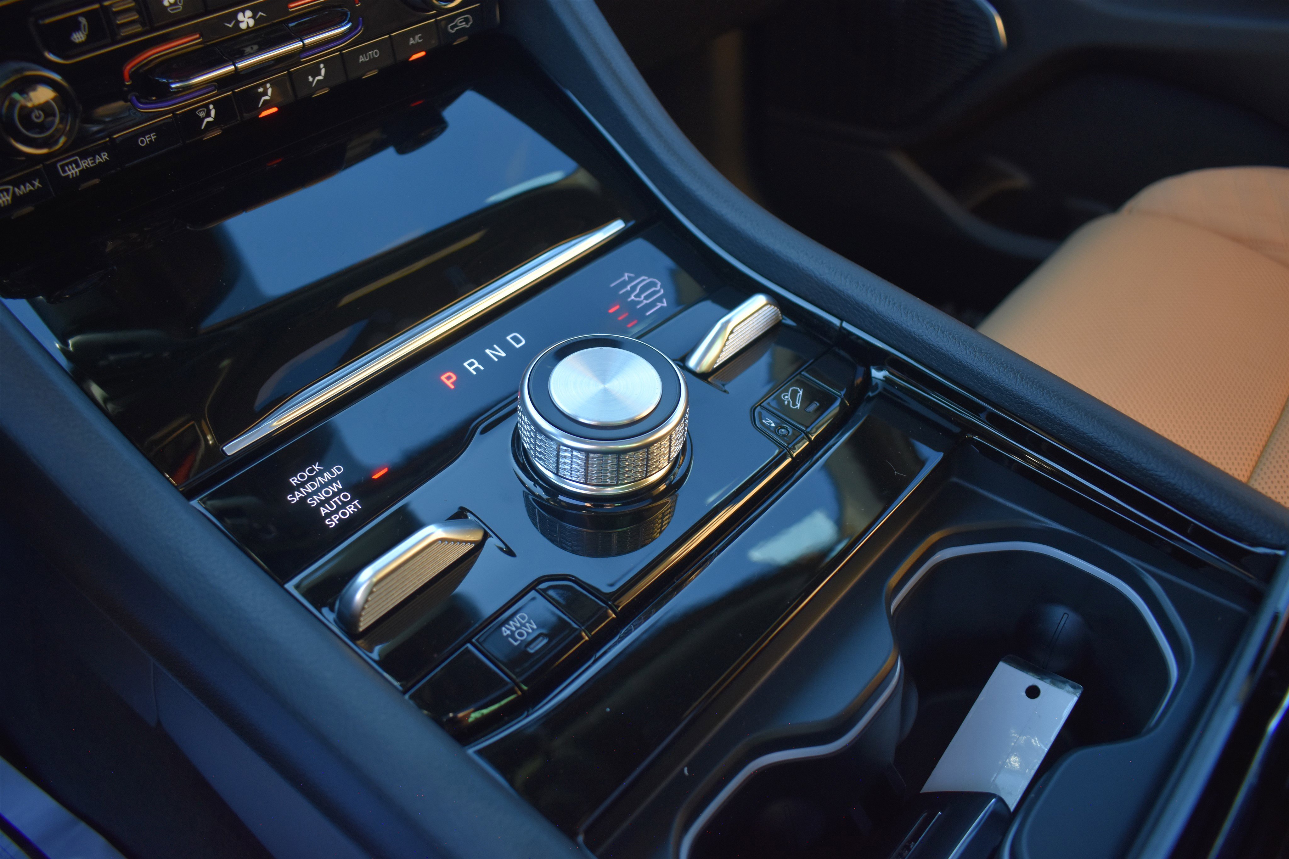 2025 Jeep Grand Cherokee Summit photo 19
