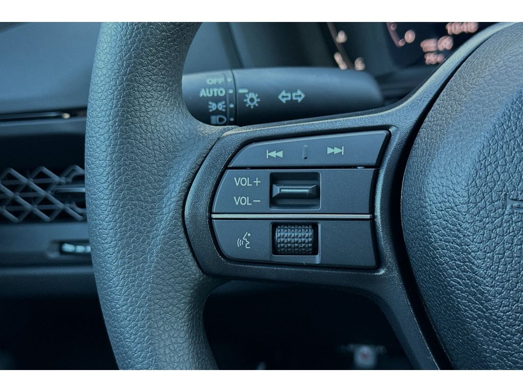 2025 Honda Accord LX photo 26