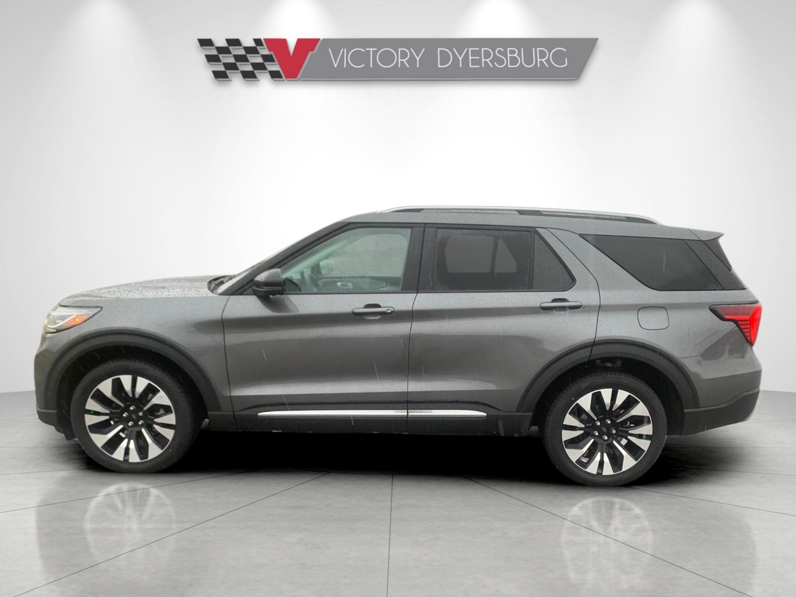 2026 Ford Explorer Platinum photo 3