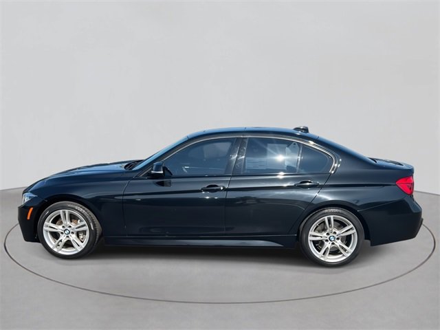 Used 2018 BMW 3 Series 330i with VIN WBA8D9C52JEB35648 for sale in Saint Clair Shores, MI