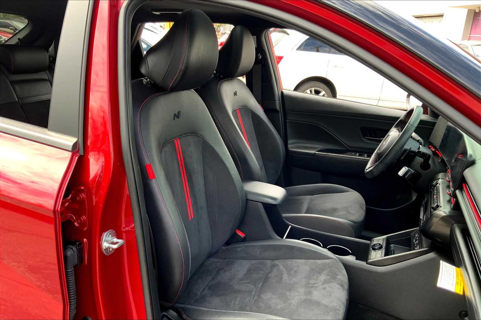 2024 Hyundai Kona N Line photo 8