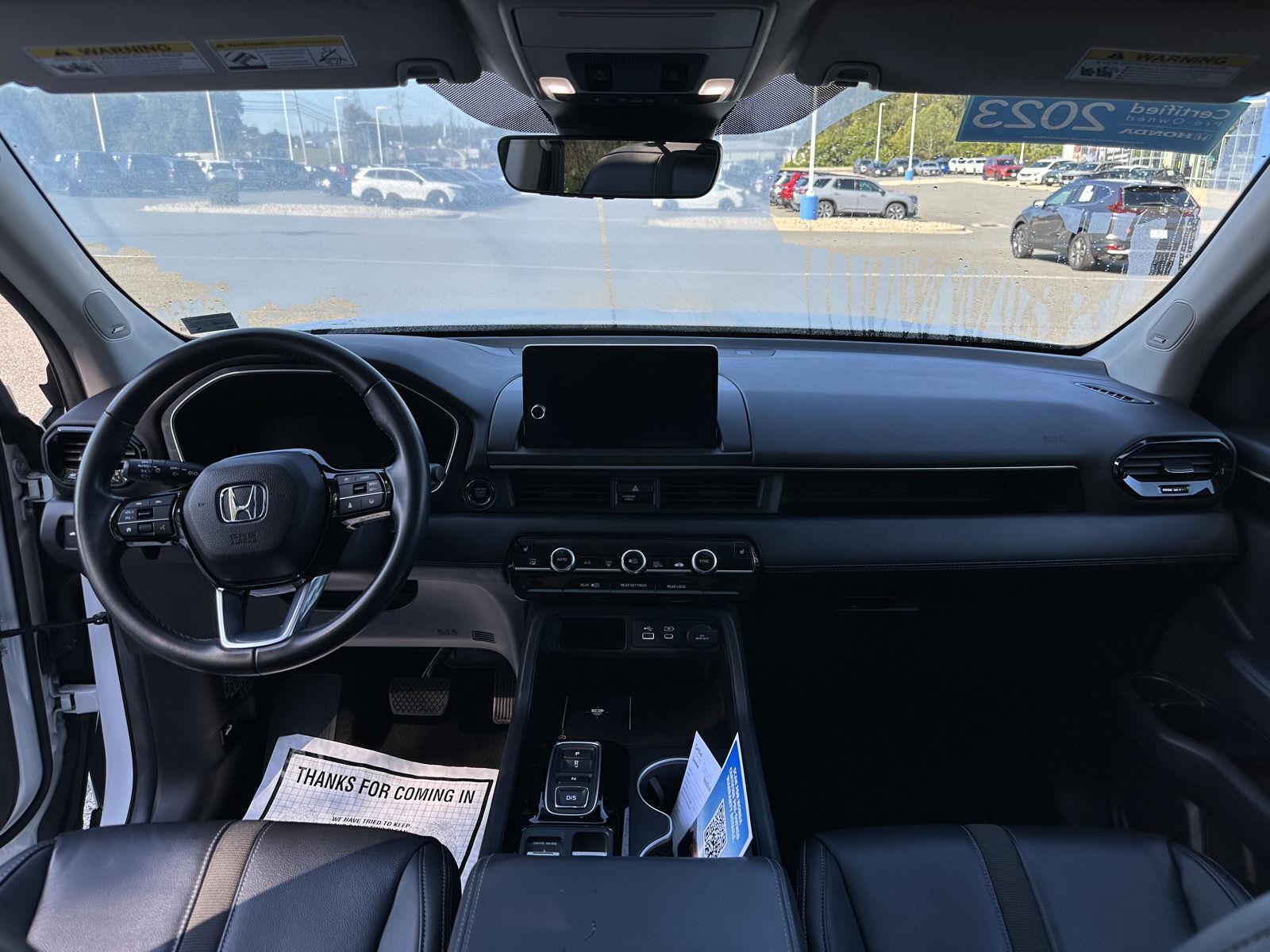 2023 Honda Pilot Touring photo 15
