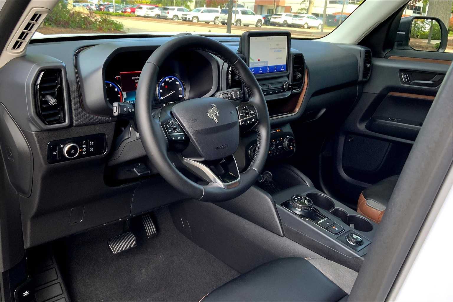 2024 Ford Bronco Sport Outer Banks photo 16