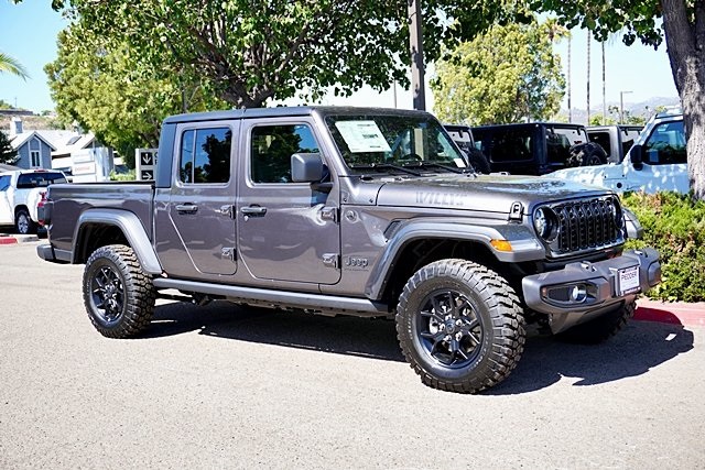 New 2025 Granite Crystal Metallic Clear-Coat Exterior Paint Jeep Willys image 6