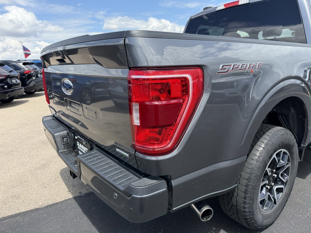 2022 Ford F-150 XLT photo 28