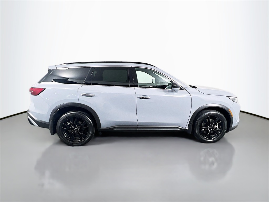 2025 Infiniti QX60 Luxe photo 4