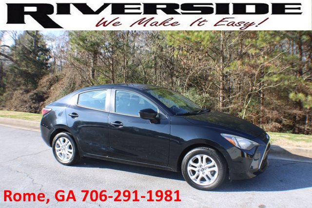 2017 Toyota Yaris iA Base's photo