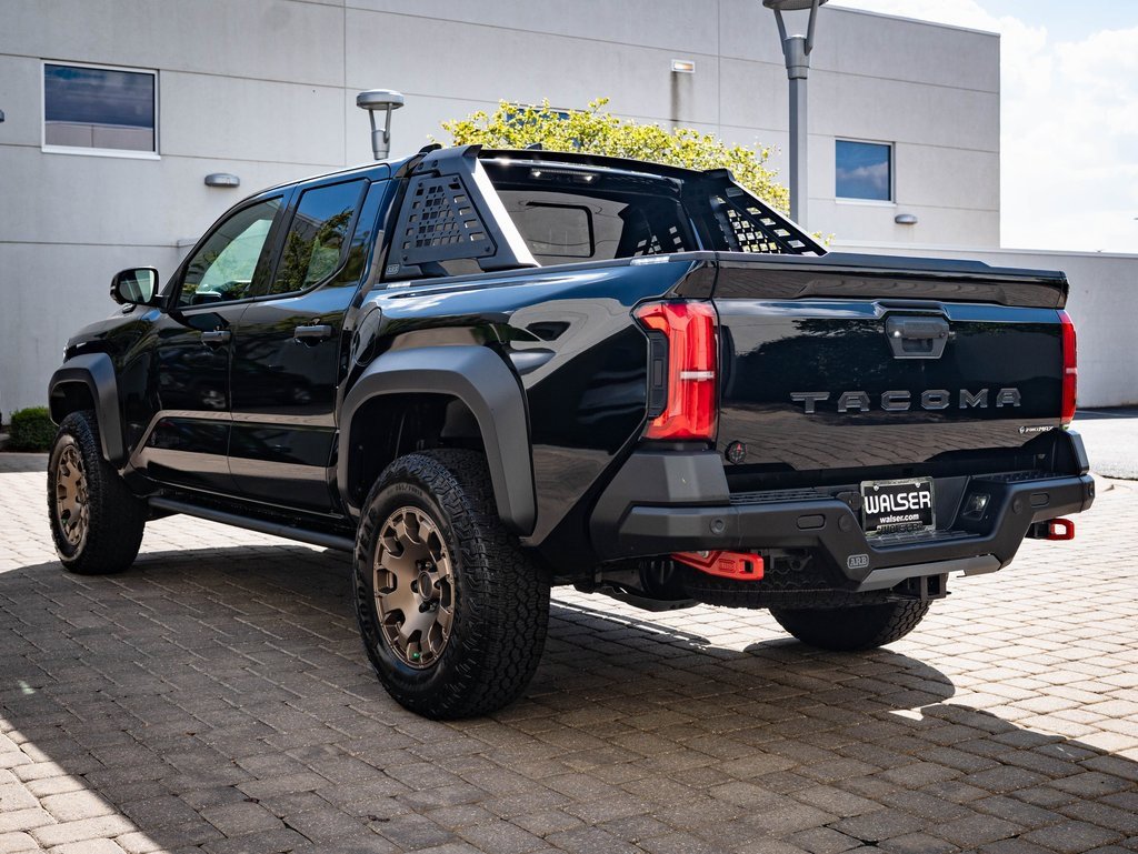 2025 Toyota Tacoma Trailhunter photo 9